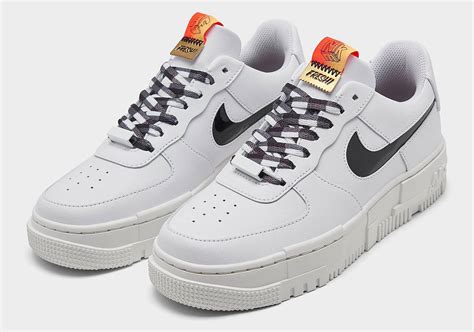 nike air force schwarz weiss|Nike Air Force 1 pixel.